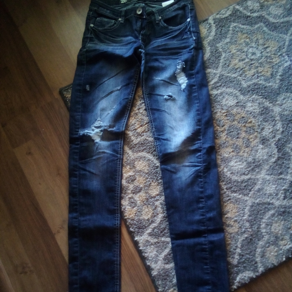 Women's 👖 jeans... Variety of sizes and brands